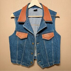 Watch L.A. Vintage 90s Western Style Denim Vest 100% Cotton Buckle Accent Size M